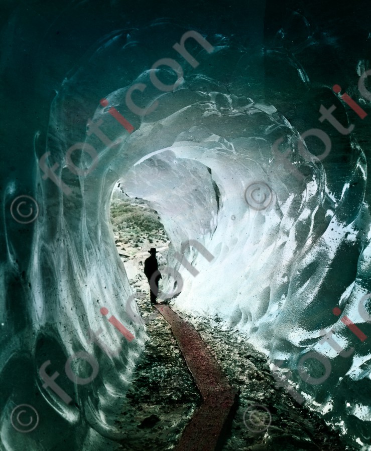 Gletscherhöhle | Glacier cave (foticon-simon-023-036.jpg)